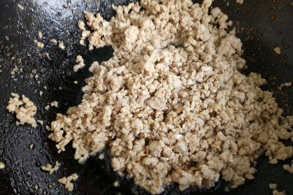 蒜蓉肉末金针菇的做法图解10