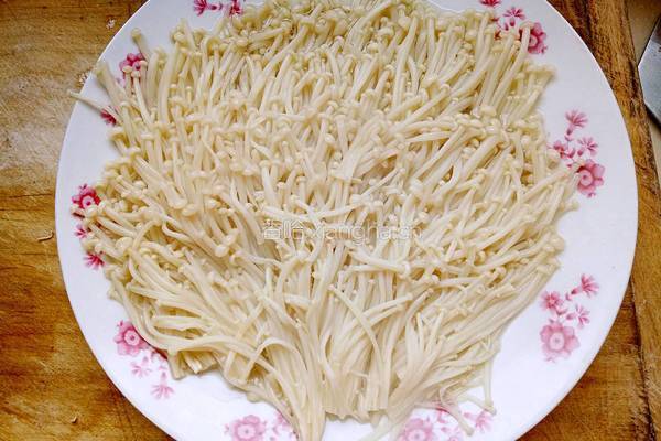 蒜蓉肉末金针菇的做法图解12