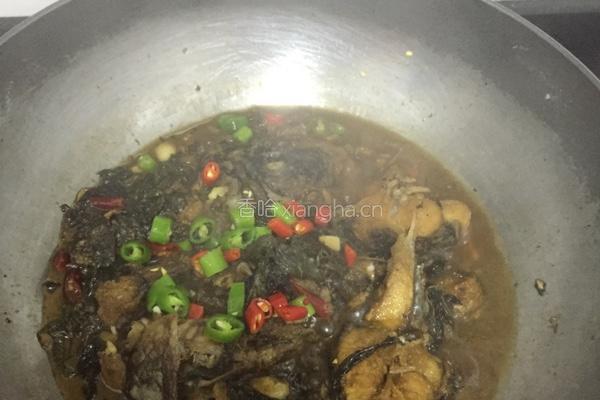 酸辣红烧鱼的做法图解3