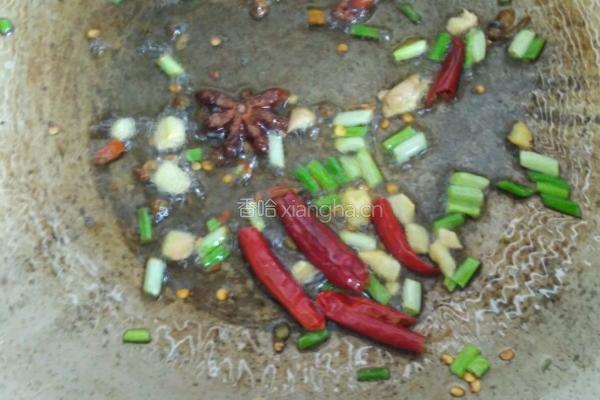  排骨红蘑炖土豆干的做法图解7