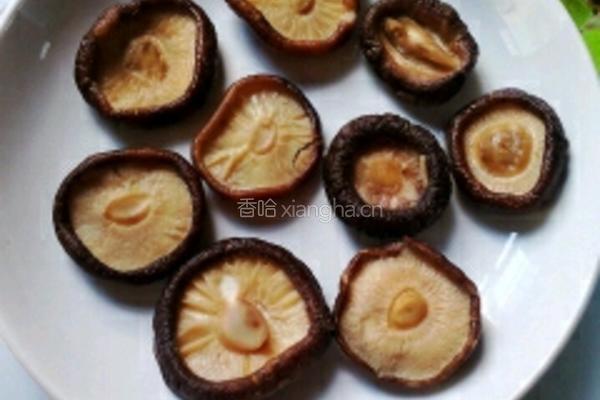 促进生长发育_香菇肉末盏的做法图解1