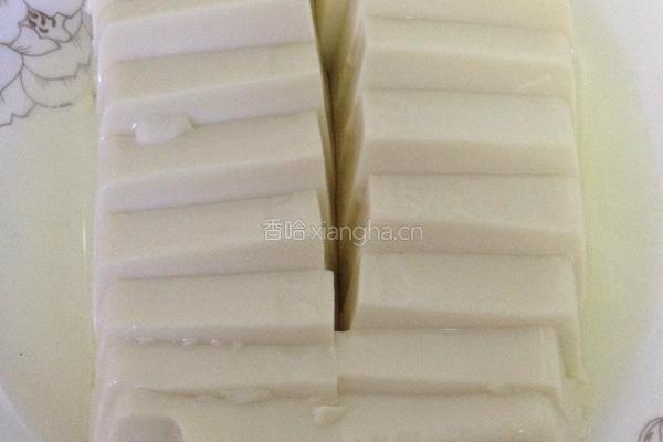 清凉豆腐的做法图解1