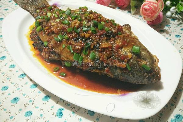 豆瓣鲫鱼的做法图解8