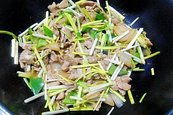 蒜爆肉片的做法图解8