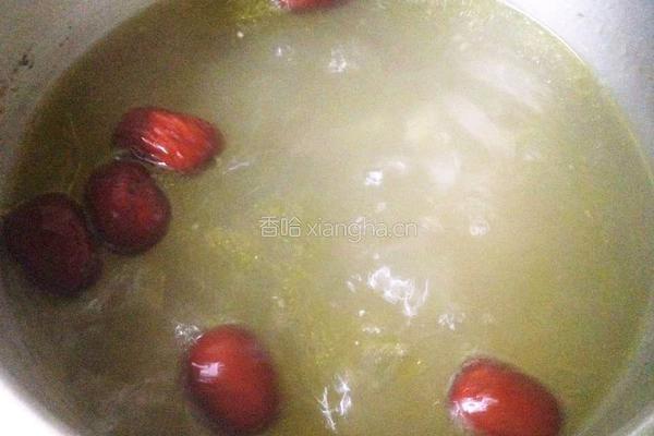 淮山鸽子汤的做法图解5