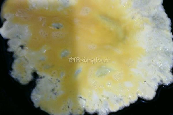 老干妈什锦蛋炒饭的做法图解3