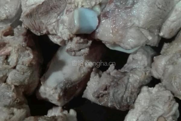 玉米棒骨汤的做法图解3