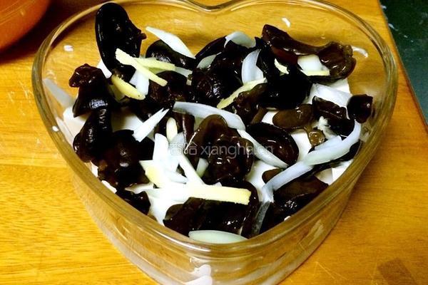 豆腐粉蒸肉的做法图解3