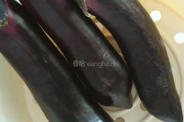 炸茄盒的做法图解1