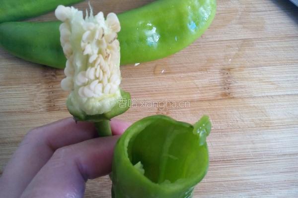 豆豉炒辣椒圈的做法图解3