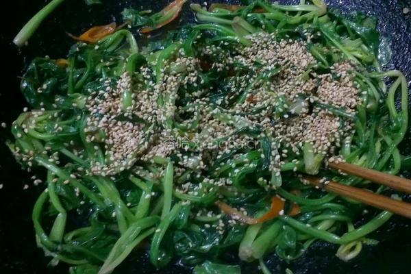 芝麻菠菜的做法图解5
