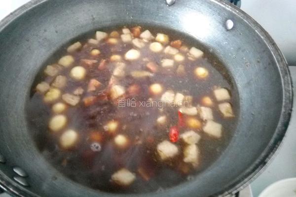 红烧肉炖鹌鹑蛋的做法图解6