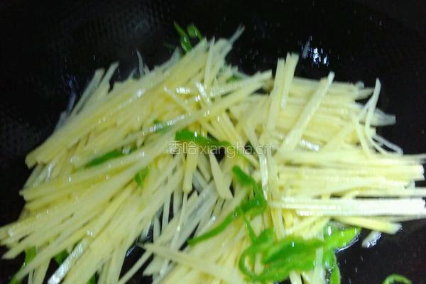青椒土豆丝的做法图解3