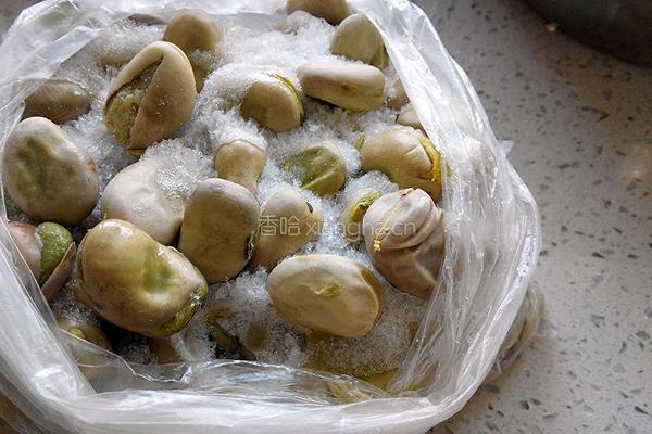 芥末蚕豆的做法图解1