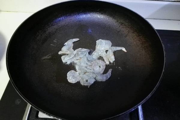 翡翠虾仁的做法图解13