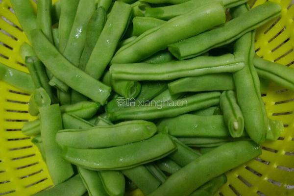 干煸四季豆的做法图解1