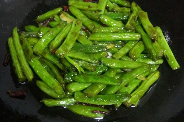 干煸四季豆的做法图解8