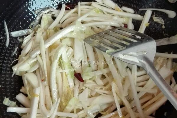 蒜香粉条白菜的做法图解6