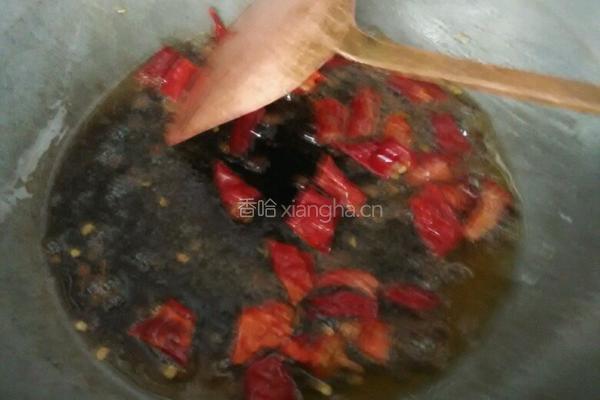 姜干辣椒炒牛肉的做法图解5