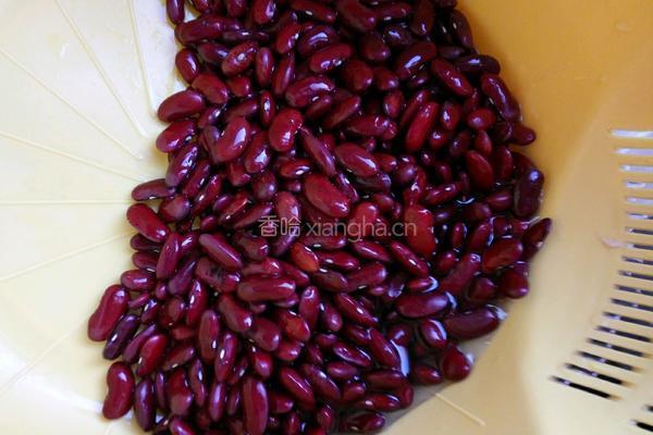 红芸豆米饭的做法图解1