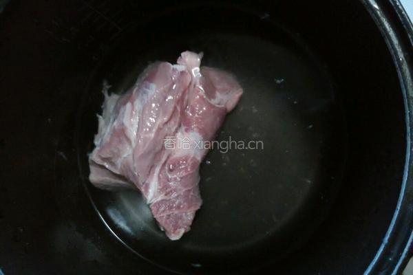美味蕃茄牛肉汤的做法图解1