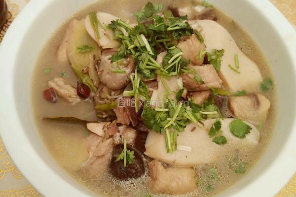 香菇鸡腿汤的做法图解11