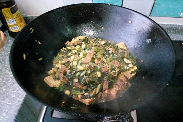 雪里蕻炒豆腐的做法图解9