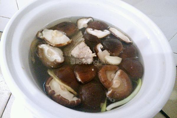 大骨汤的做法图解7