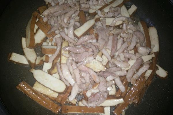 西芹肉丝炒香干的做法图解5