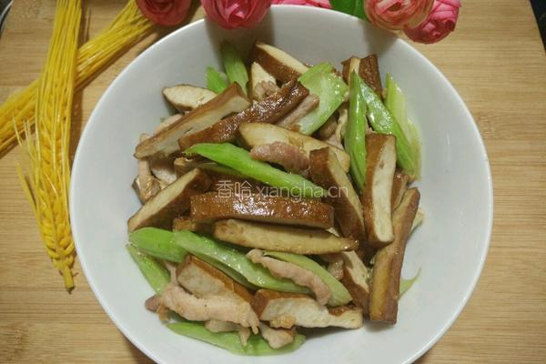 西芹肉丝炒香干的做法图解7