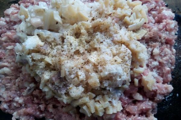 鱿鱼蒸肉饼的做法图解6