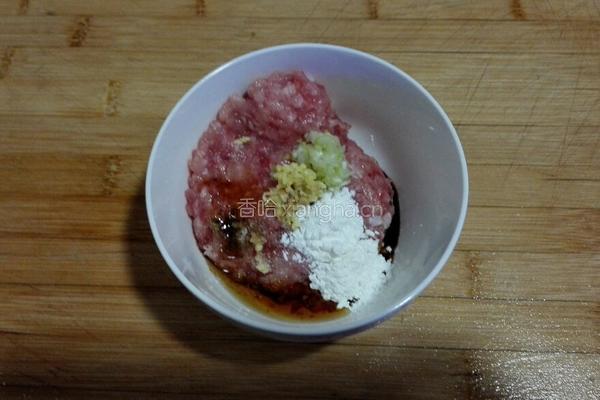 白菜肉卷的做法图解3