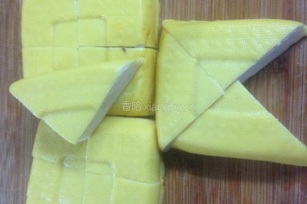 白茄子焖黄豆腐的做法图解3