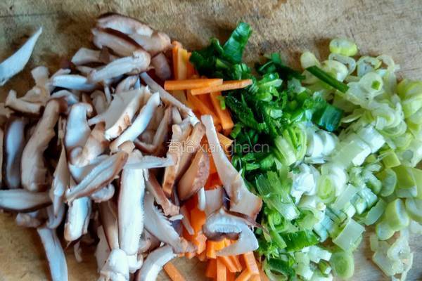 香菇瘦肉粥的做法图解3