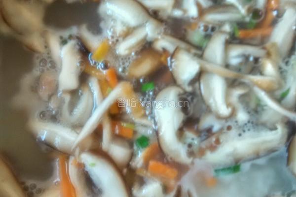 香菇瘦肉粥的做法图解5
