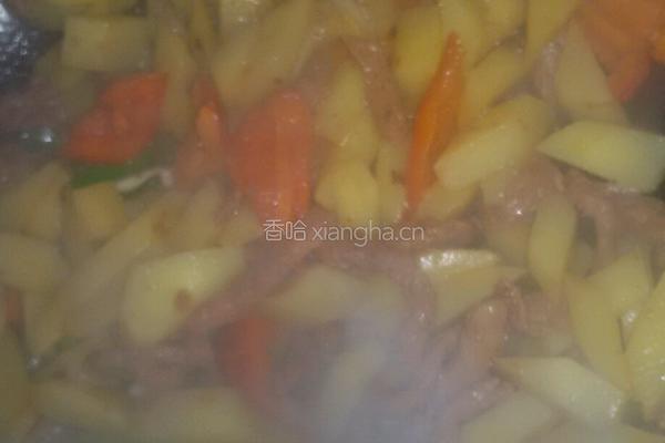 土豆炒牛肉的做法图解4