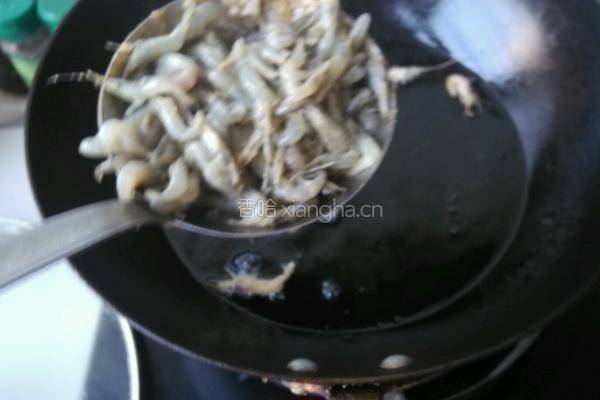 炸湖虾的做法图解8