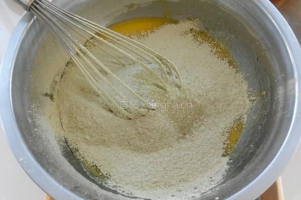 抹茶奶油蛋糕卷的做法图解5