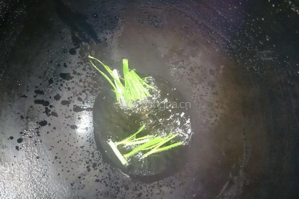 番茄土豆蛋花汤的做法图解2