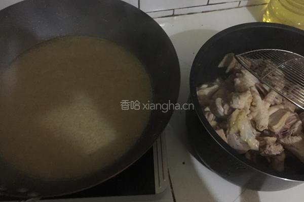 小鸡炖香菇的做法图解3