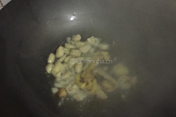 小鸡炖香菇的做法图解5