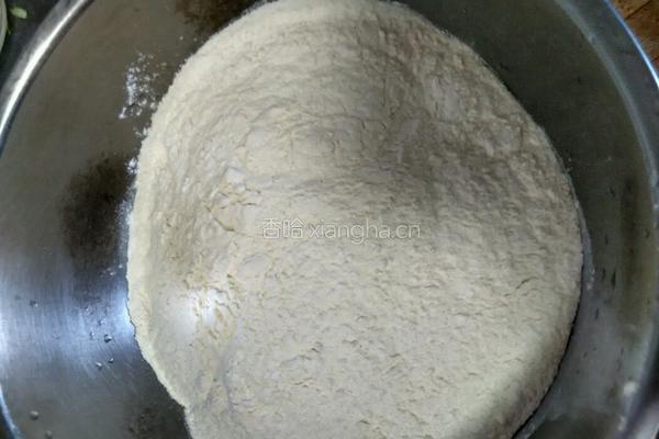 四鲜饺子的做法图解1