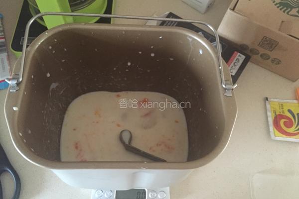 全麦面包的做法图解1