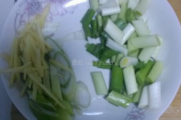 辣椒炒鸭肚的做法图解3