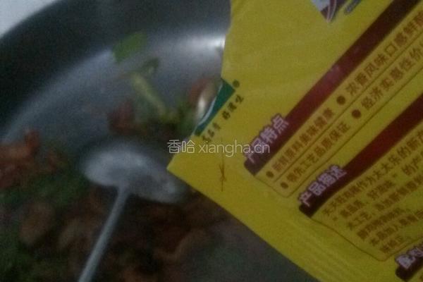 辣椒炒鸭肚的做法图解11