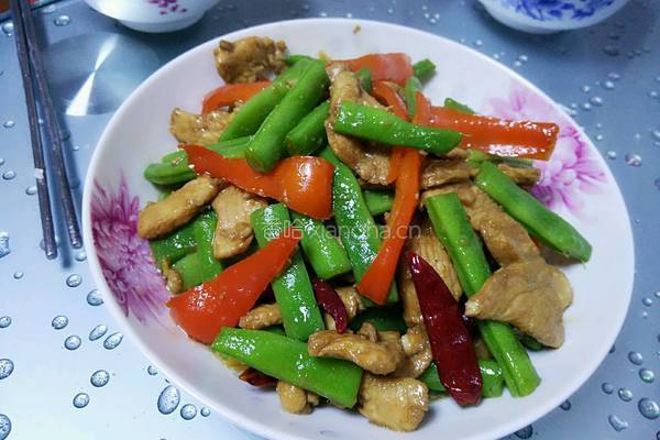 鸡脯肉炒四季豆的做法图解6