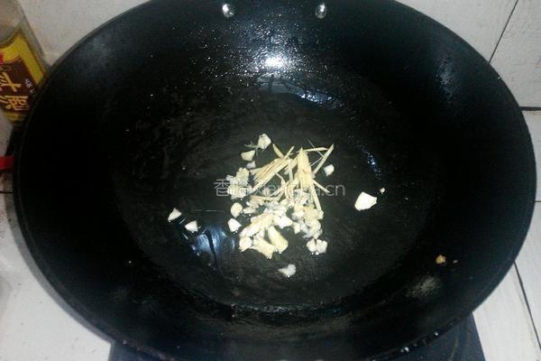 紫苏豆角炒肉片的做法图解5