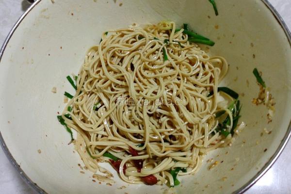 凉拌干豆腐丝的做法图解5