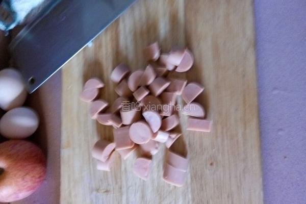 豆米炒火腿的做法图解1