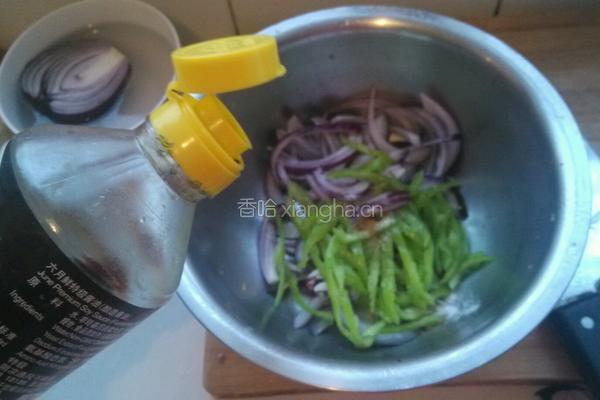 拌洋葱的做法图解7